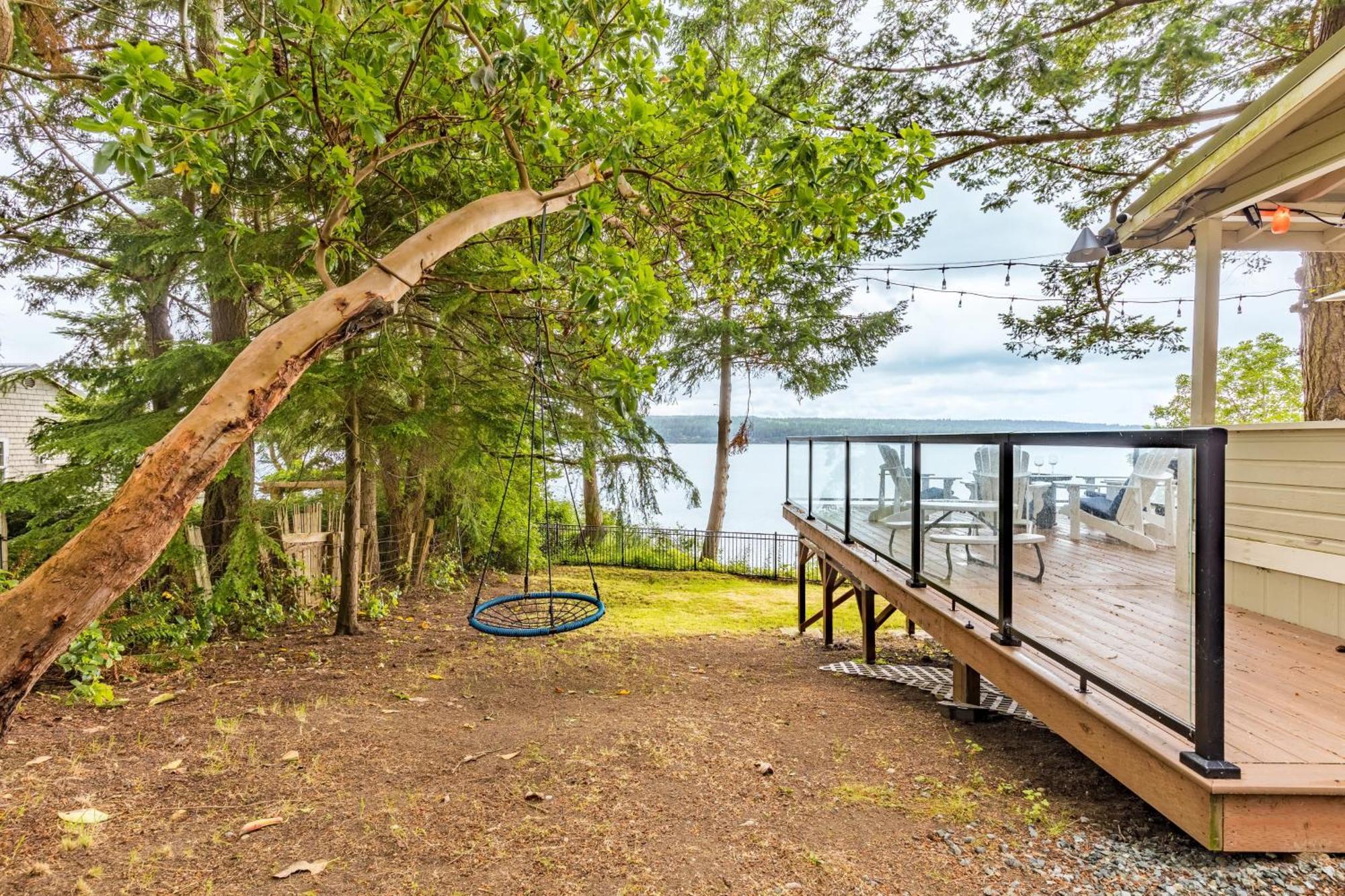 Eagle Beach Retreat By Avantstay Waterfront Home Freeland Exterior photo